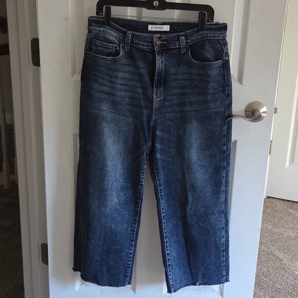 jeans - Picture 4 of 5